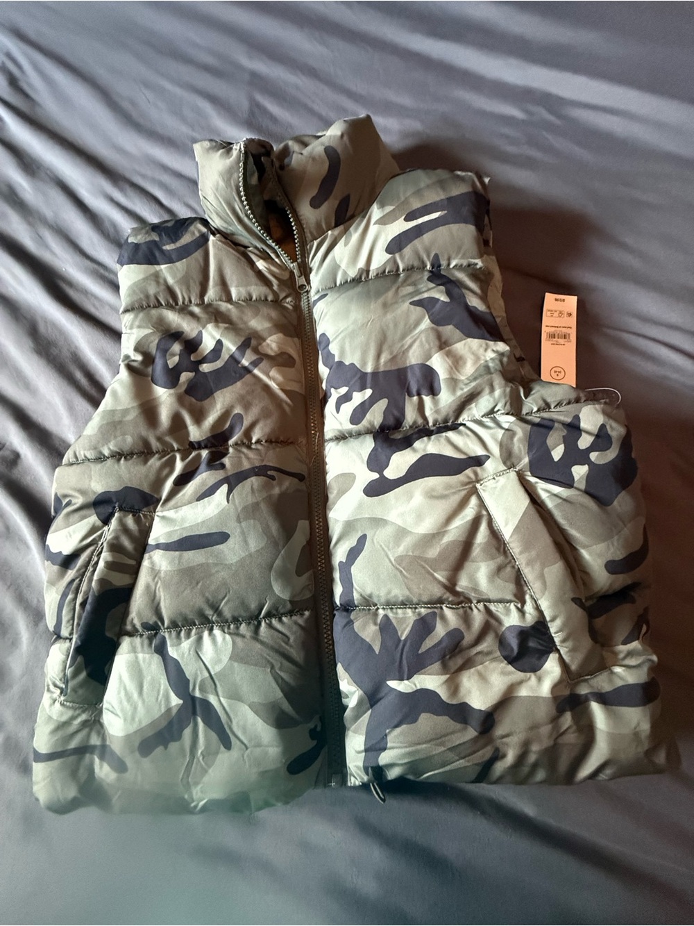 Woman’s Camouflage Puffer Vest - Olive Green
